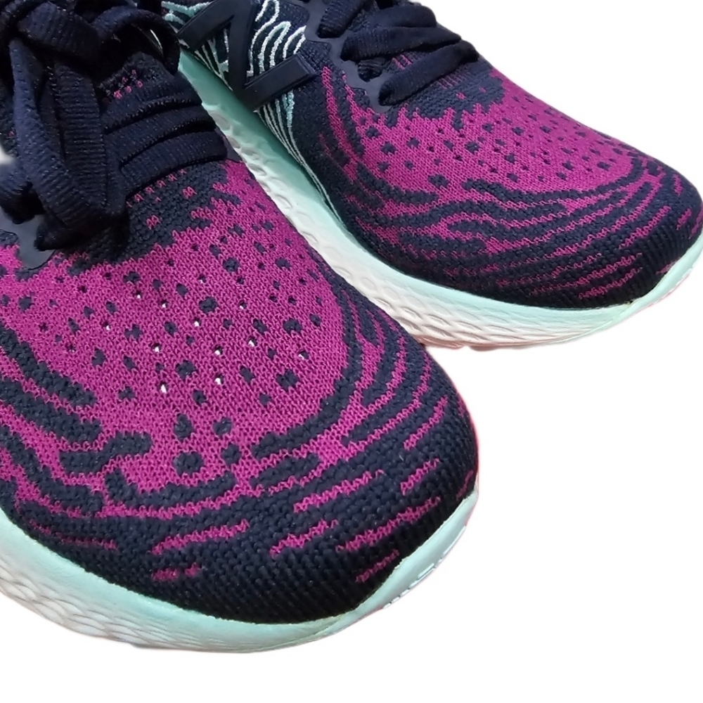 **SOLD** New Balance Women's Fresh Foam 1080v10 Plum - Picture 2 of 10